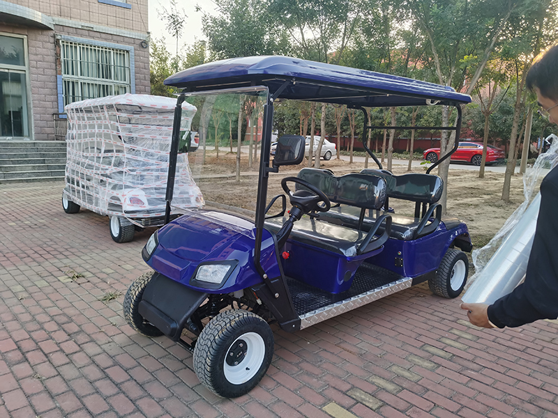 電動(dòng)高爾夫球車(chē)4座